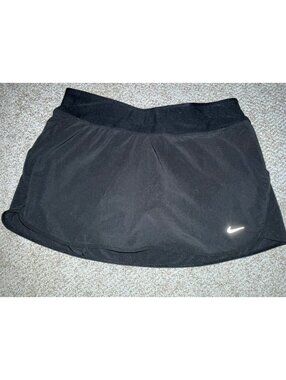 Nike drifit running women’s black tennis active skort logo sz M drawstring